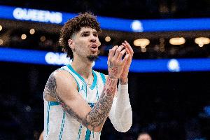 又双叒赛季报销！三球过去三年每个赛季都至少缺席了25场